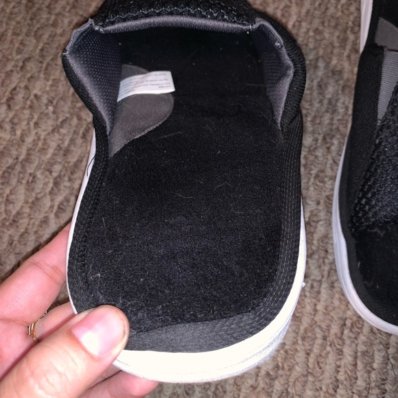 Men’s Size 11/12 Black Mesh House Slippers - Picture 3 of 12